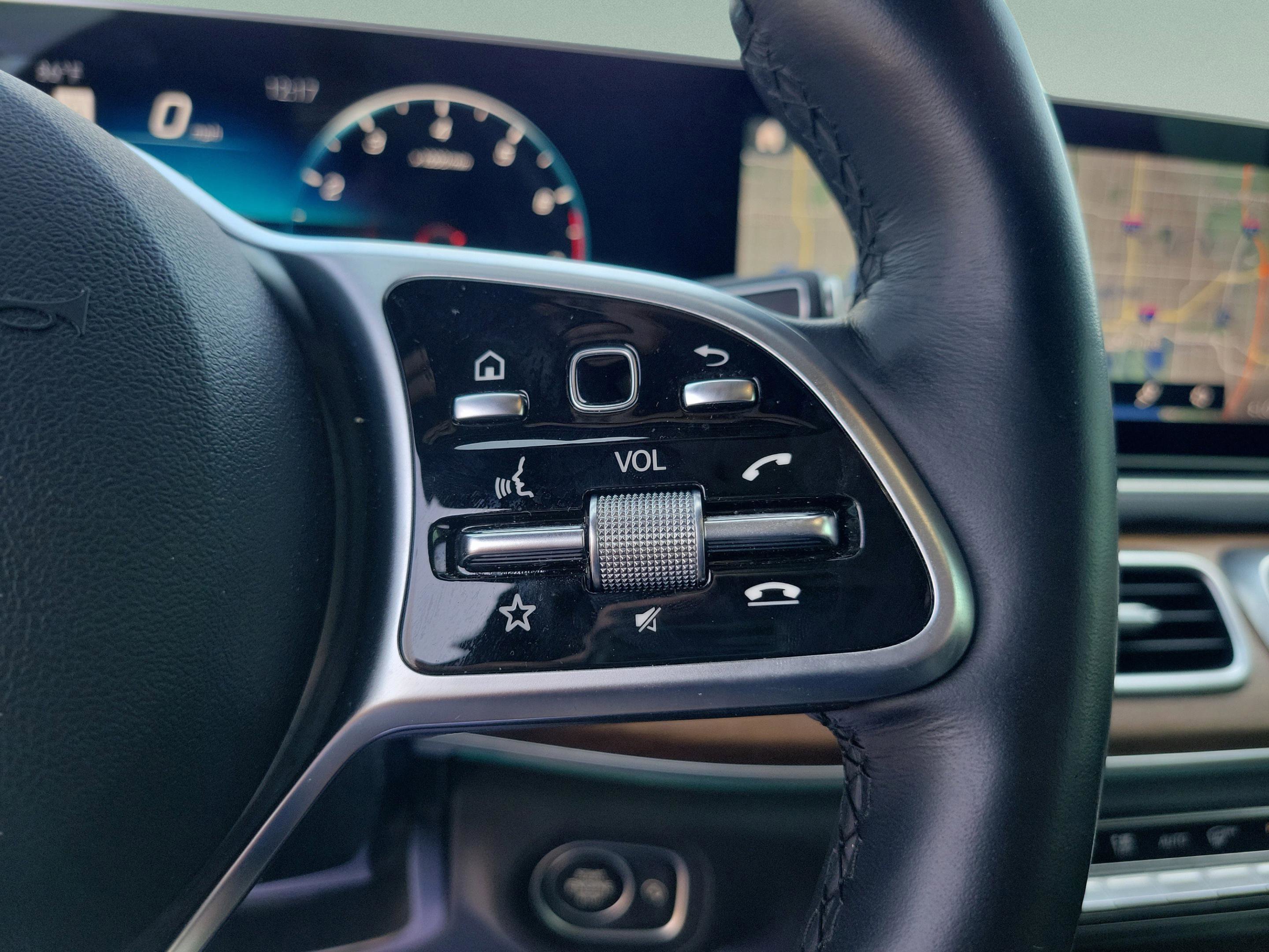 Certified 2023 Mercedes-Benz GLS 580 4MATIC image 26