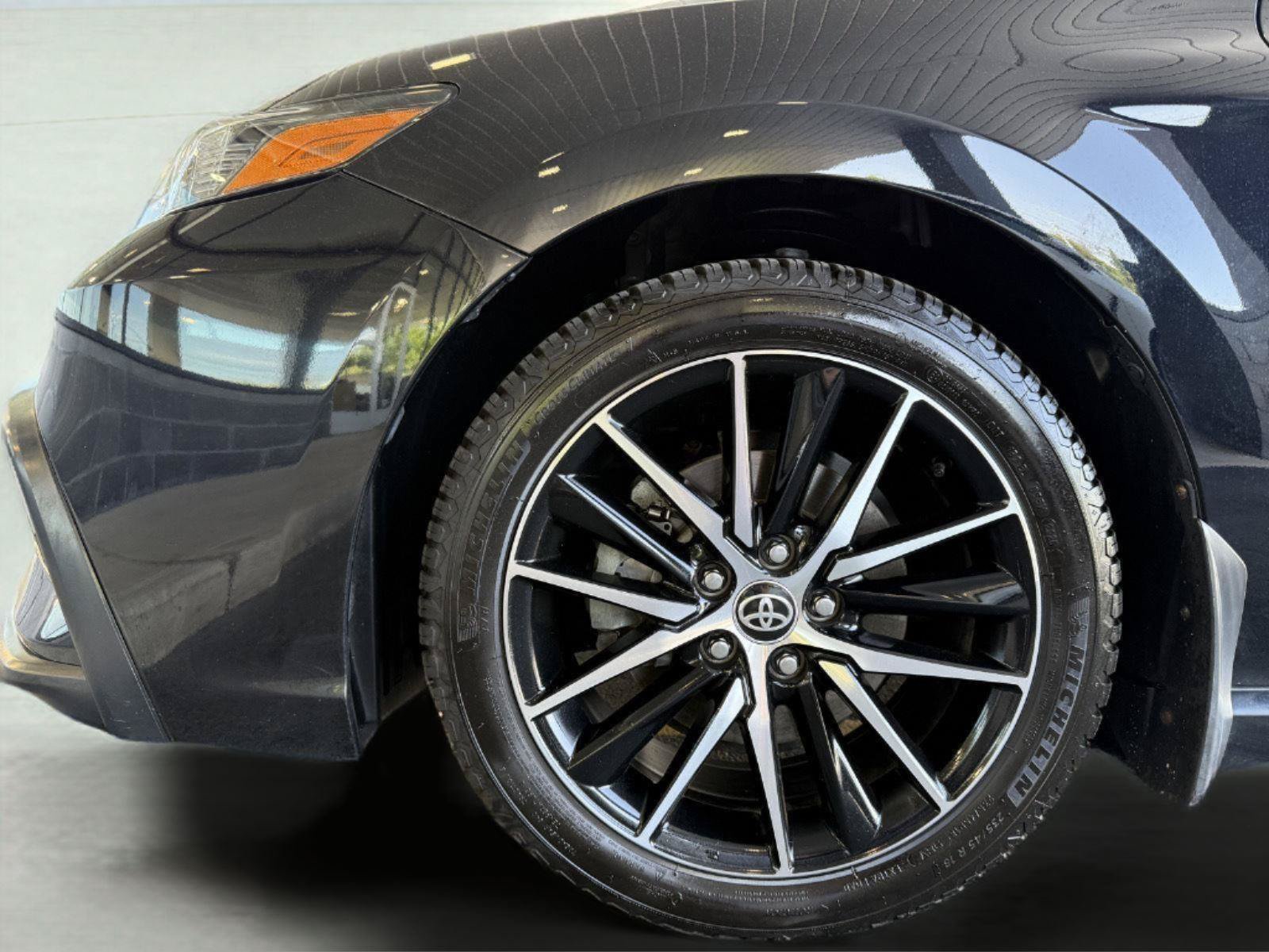 Used 2022 Toyota Camry SE FWD image 28