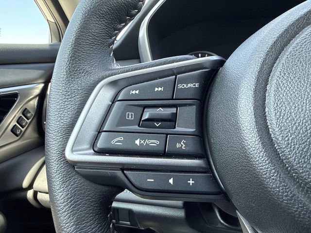 Certified 2025 Subaru Outback Limited image 28