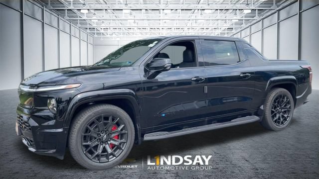 New 2026 Chevrolet Silverado EV 4x4 Crew Cab image 9