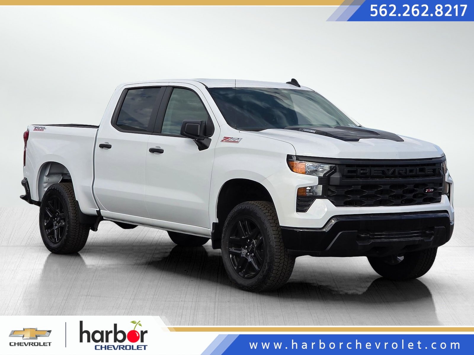 New 2025 Chevrolet Silverado 1500 Custom Trail Boss w/ Turbomax Blackout Package