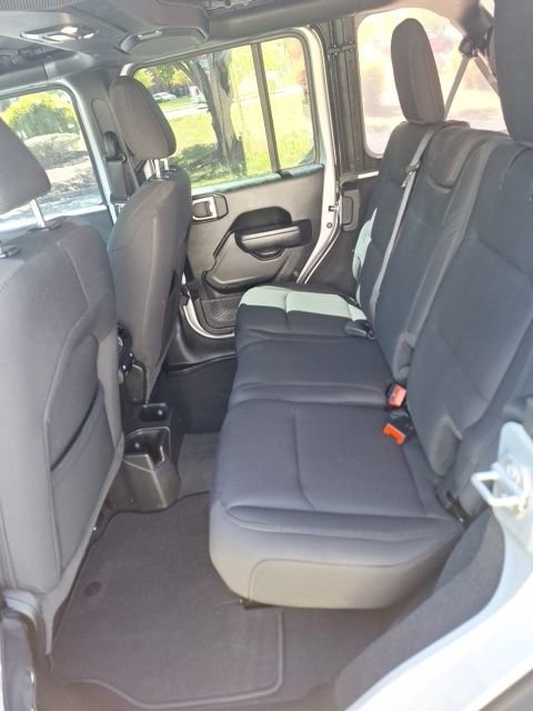 Used 2022 Jeep Wrangler Unlimited Sport image 22