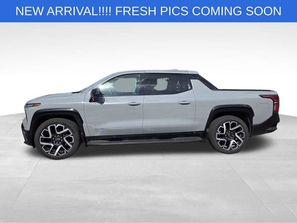 Certified 2025 Chevrolet Silverado EV RST image 3