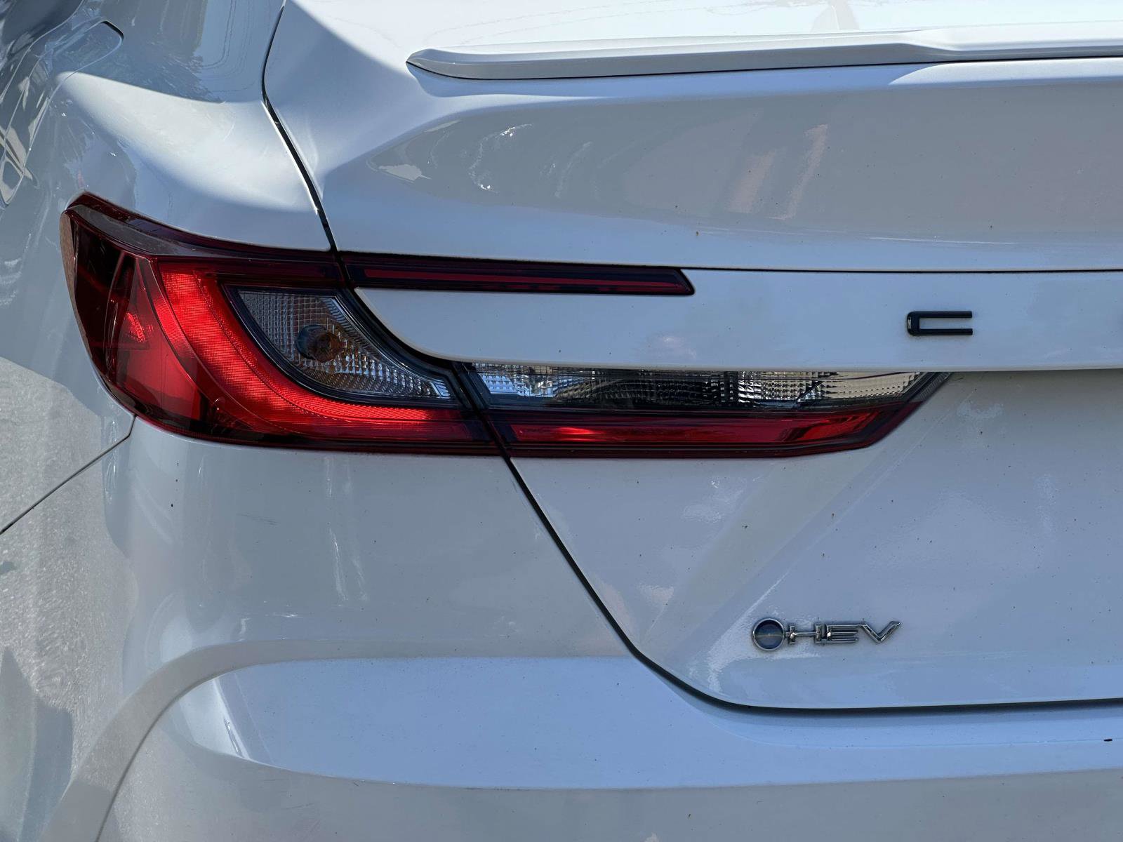 Used 2025 Toyota Camry SE image 10