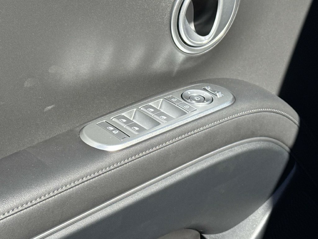 New 2027 Hyundai Palisade Limited FWD image 15