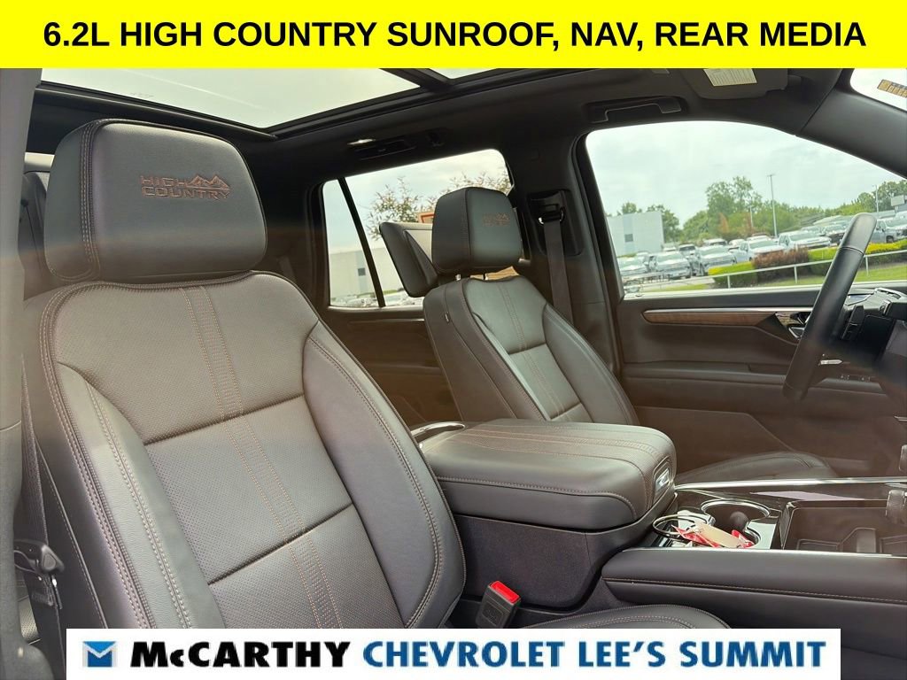 Used 2025 Chevrolet Tahoe High Country AWD/4WD image 34