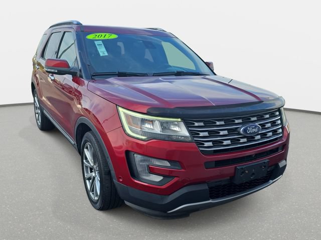 Used 2017 Ford Explorer Limited w/ Equipment Group 303A AWD/4WD image 2