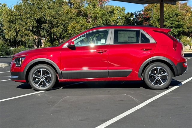 New 2025 Kia Niro EX image 10