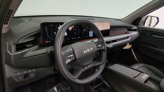 Used 2026 Kia EV9 Land AWD/4WD image 47