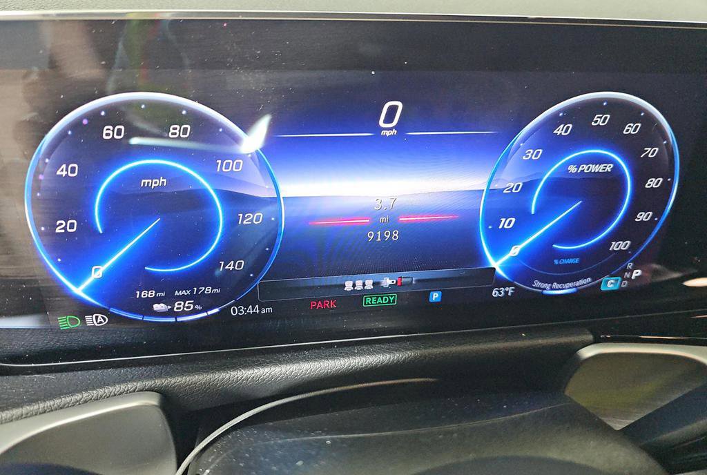 Used 2024 Mercedes-Benz EQB 300 4MATIC w/ Winter Package image 11