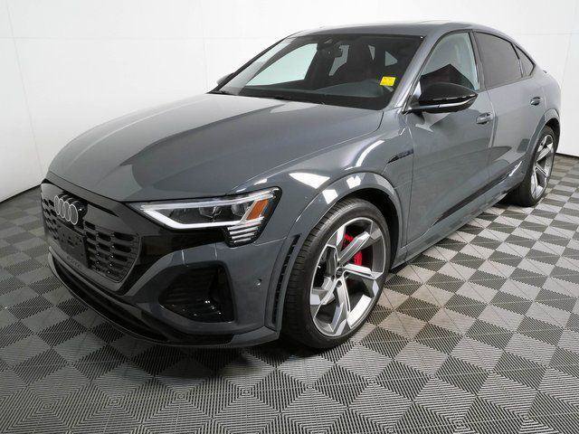 Used 2024 Audi SQ8 e-tron Premium Plus w/ Black Optic Package AWD/4WD image 35