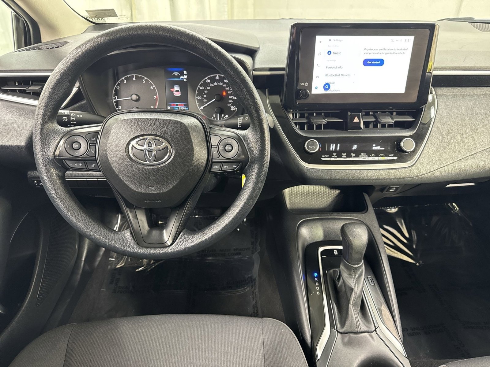 Used 2023 Toyota Corolla LE image 27