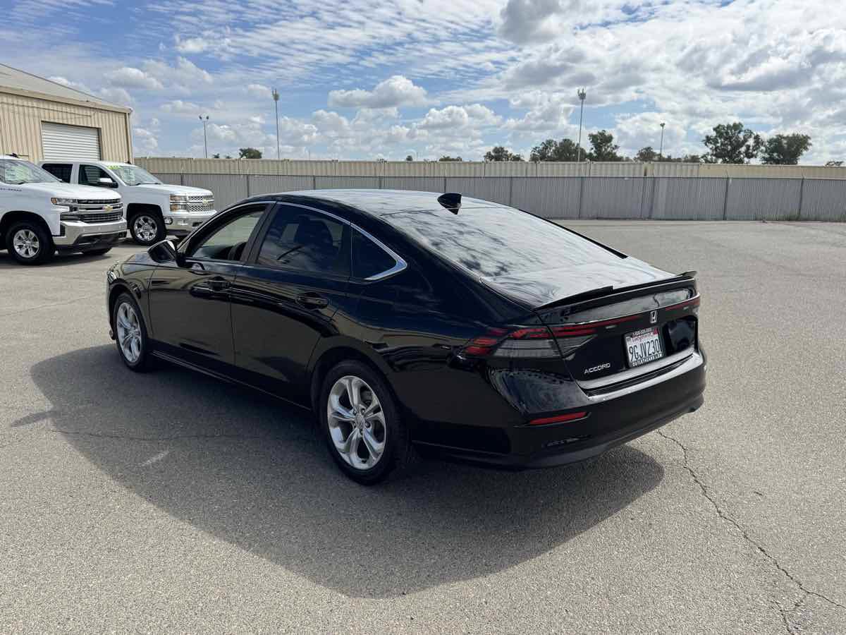 Used 2023 Honda Accord LX image 7