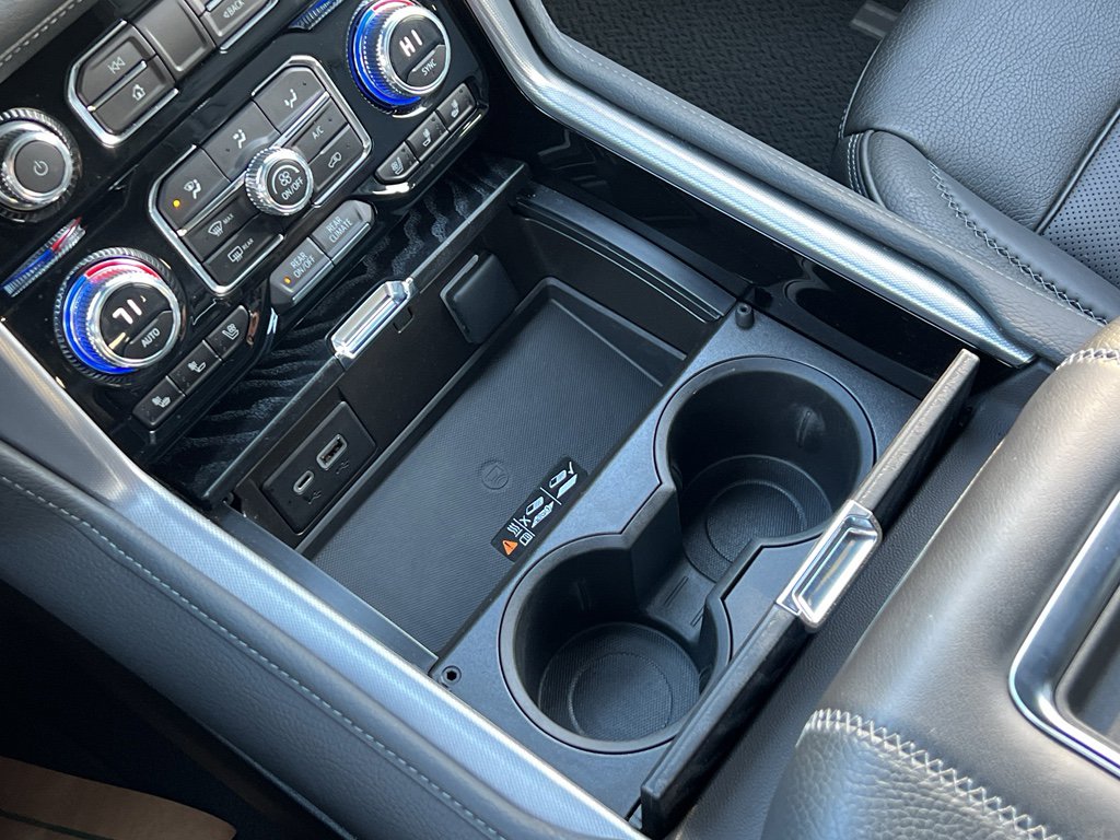 Used 2023 GMC Yukon XL Denali image 22