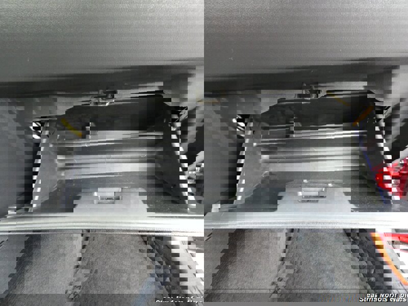 Used 2011 Dodge Challenger SE image 43