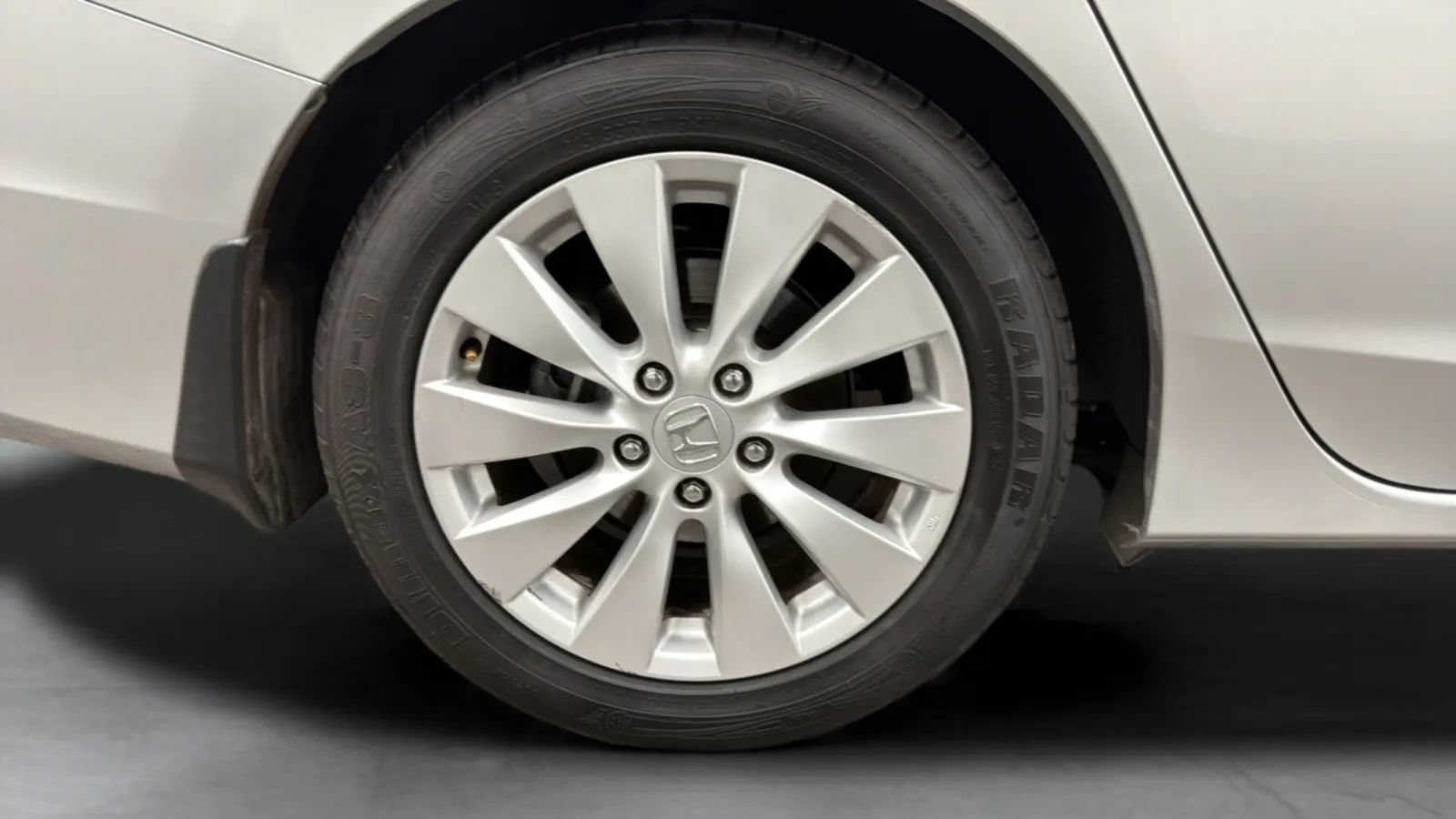 Used 2013 Honda Accord EX-L image 25