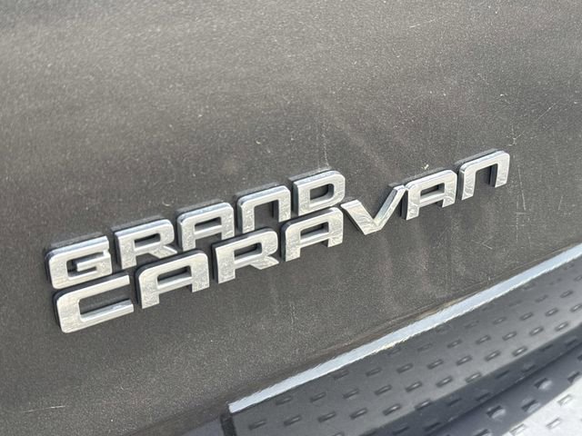 Used 2019 Dodge Grand Caravan SE w/ UConnect Hands-Free Group image 9