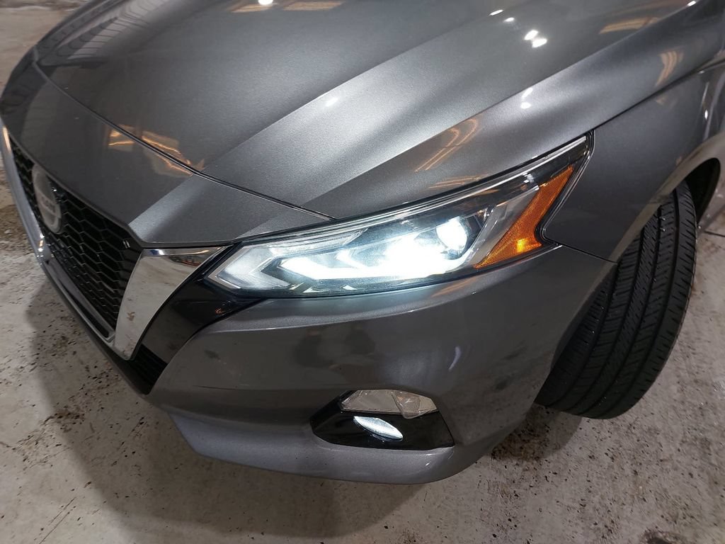 Used 2022 Nissan Altima 2.5 SL AWD/4WD image 26