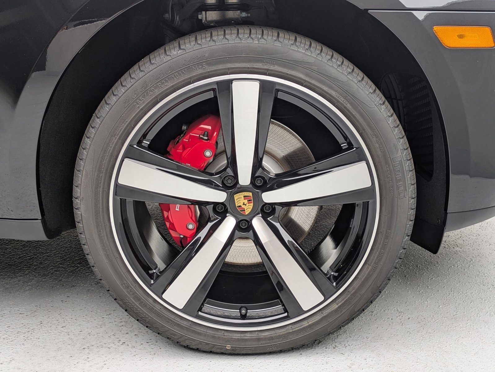 New 2025 Porsche Macan S AWD/4WD image 28