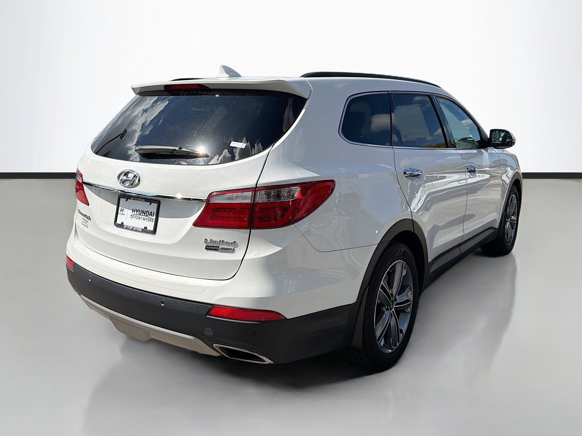 Used 2016 Hyundai Santa Fe Limited w/ Option Group 04 image 3