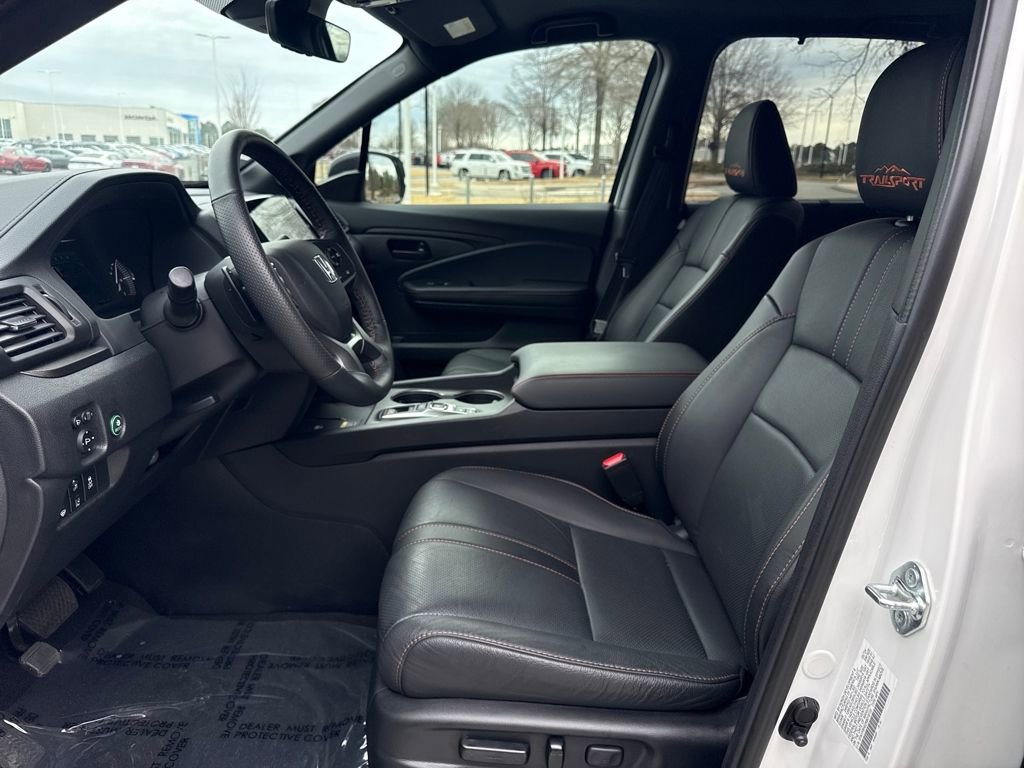 Certified 2024 Honda Passport TrailSport image 12