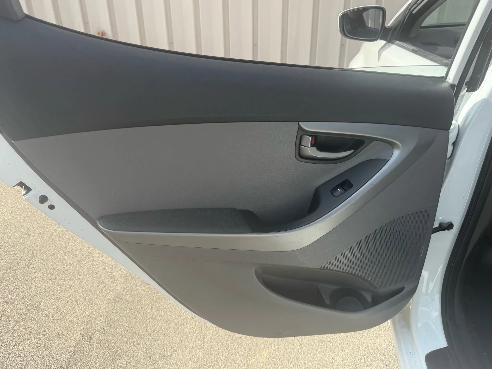 Used 2016 Hyundai Elantra SE image 15