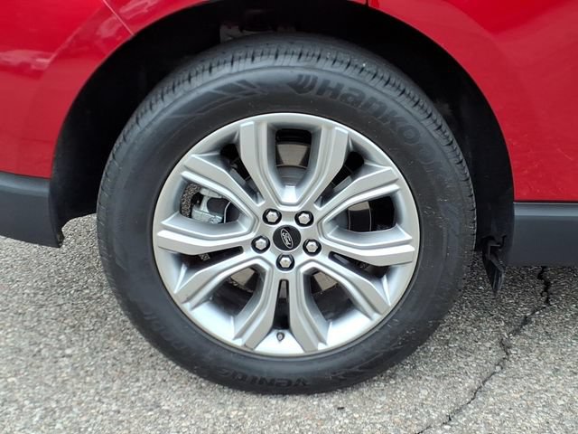 Certified 2024 Ford Edge Titanium AWD/4WD image 7