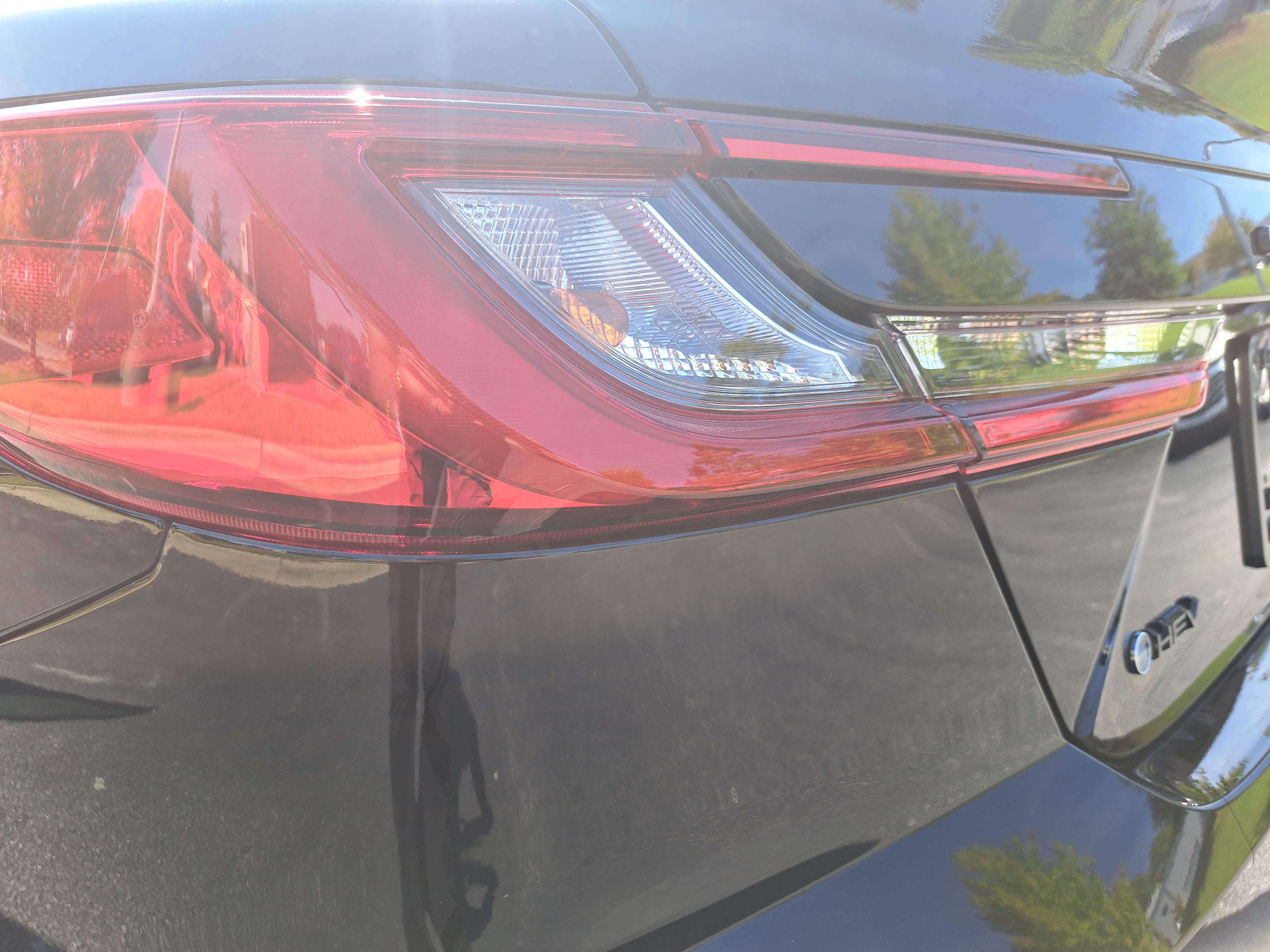 Used 2025 Toyota Camry SE w/ Convenience Package FWD image 31