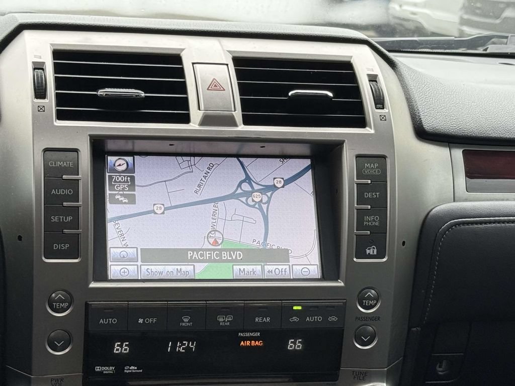 Used 2011 Lexus GX 460 Premium AWD/4WD image 3
