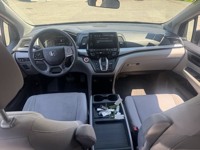 Used 2023 Honda Odyssey EX image 13