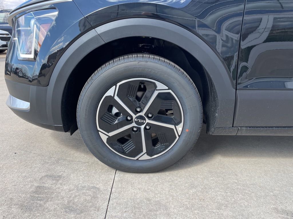 New 2026 Kia Niro LX image 15