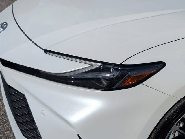 Used 2025 Toyota Camry XLE w/ Premium Plus Package FWD image 11