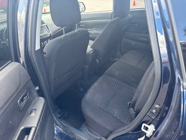Used 2011 Mitsubishi Outlander Sport SE AWD/4WD image 12