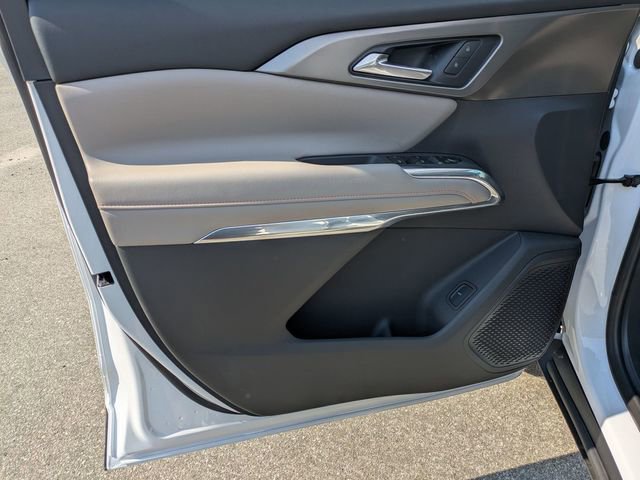 New 2026 Chevrolet Traverse LT image 8