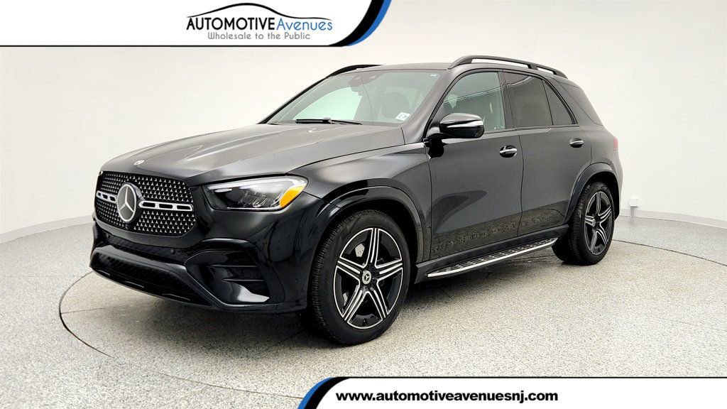 Used 2024 Mercedes-Benz GLE 450 4MATIC w/ AMG Line Exterior image 1