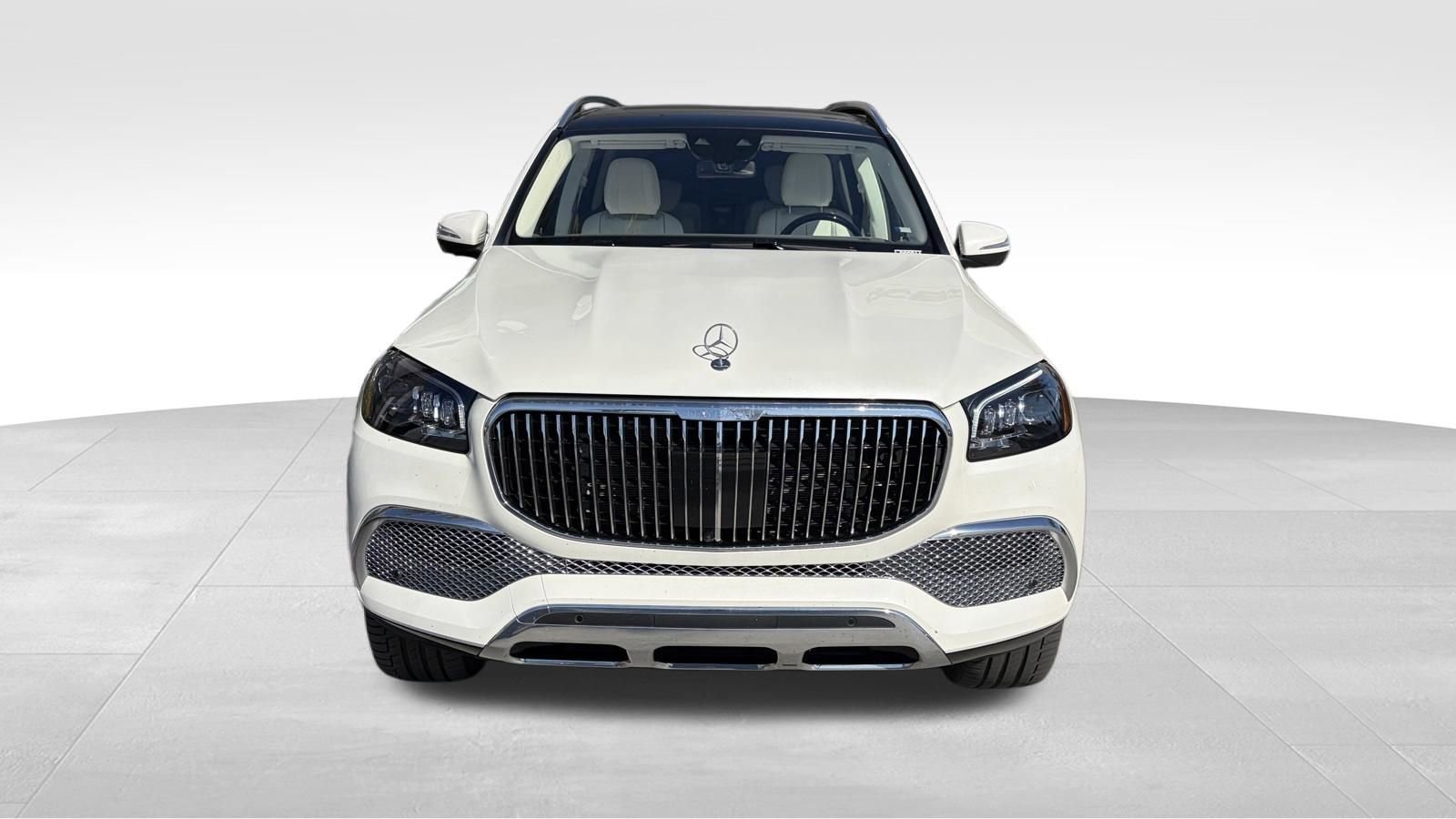 Used 2023 Mercedes-Benz Maybach GLS 600 4MATIC image 2