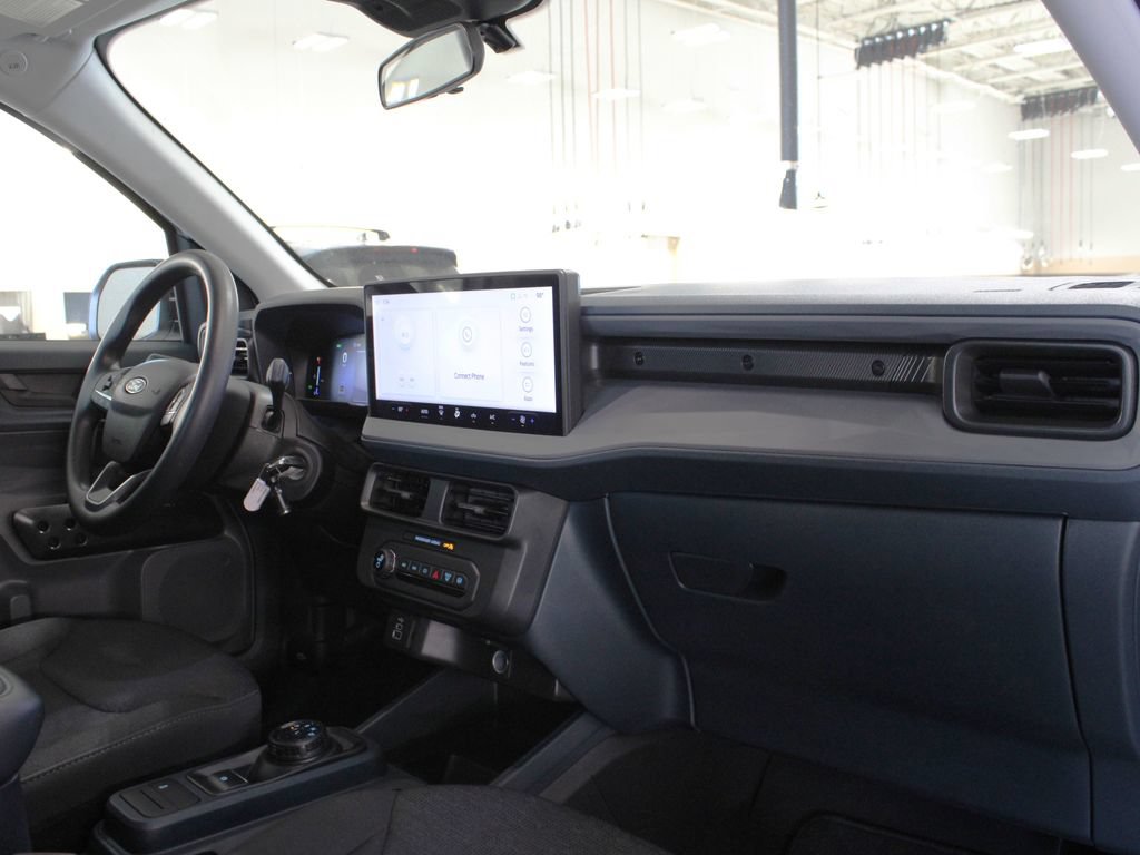 Used 2025 Ford Maverick XL FWD image 17