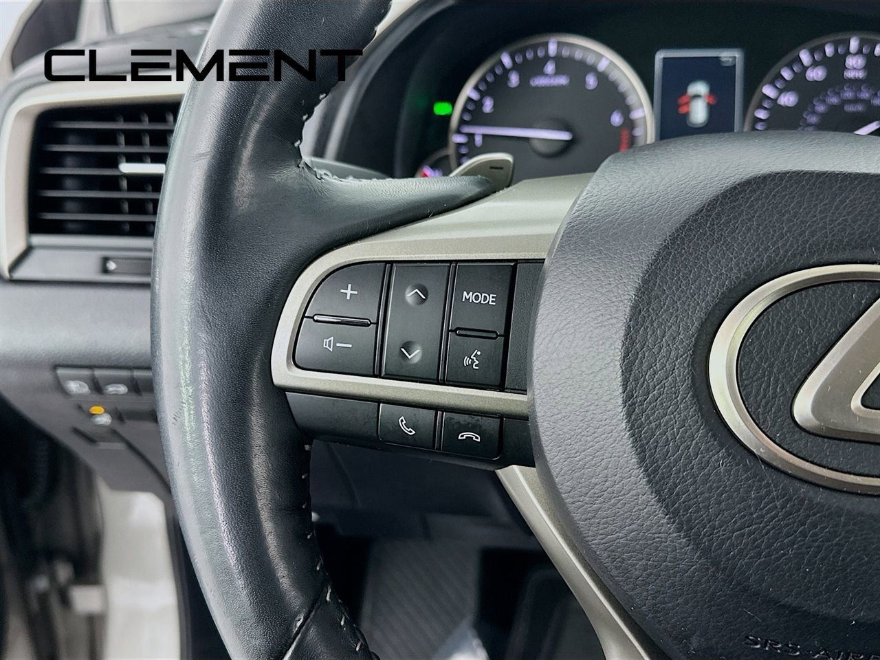 Used 2020 Lexus RX 350 AWD w/ Premium Package image 16