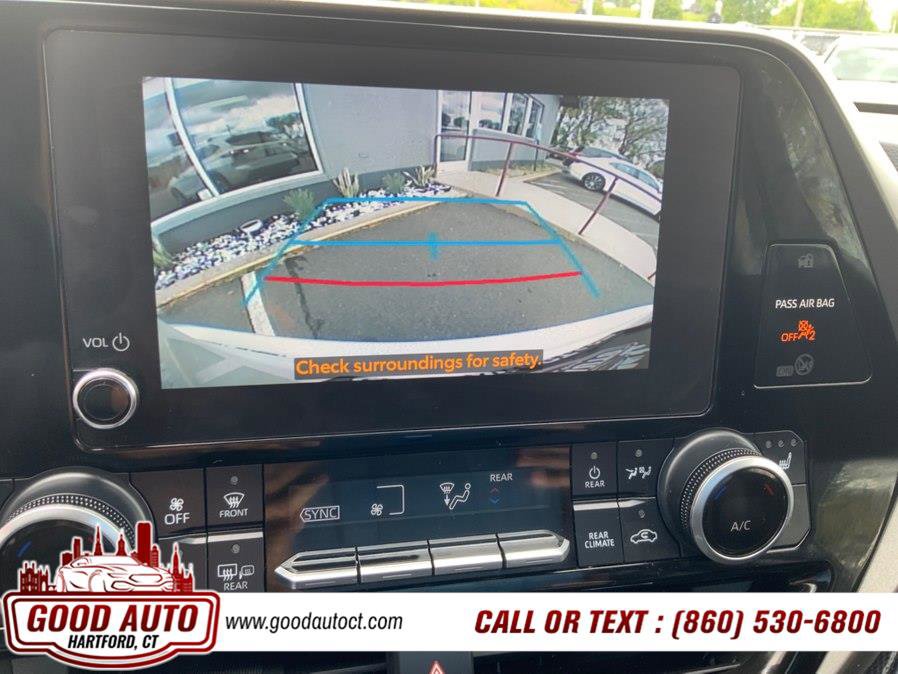 Used 2023 Toyota Highlander XLE AWD/4WD image 20