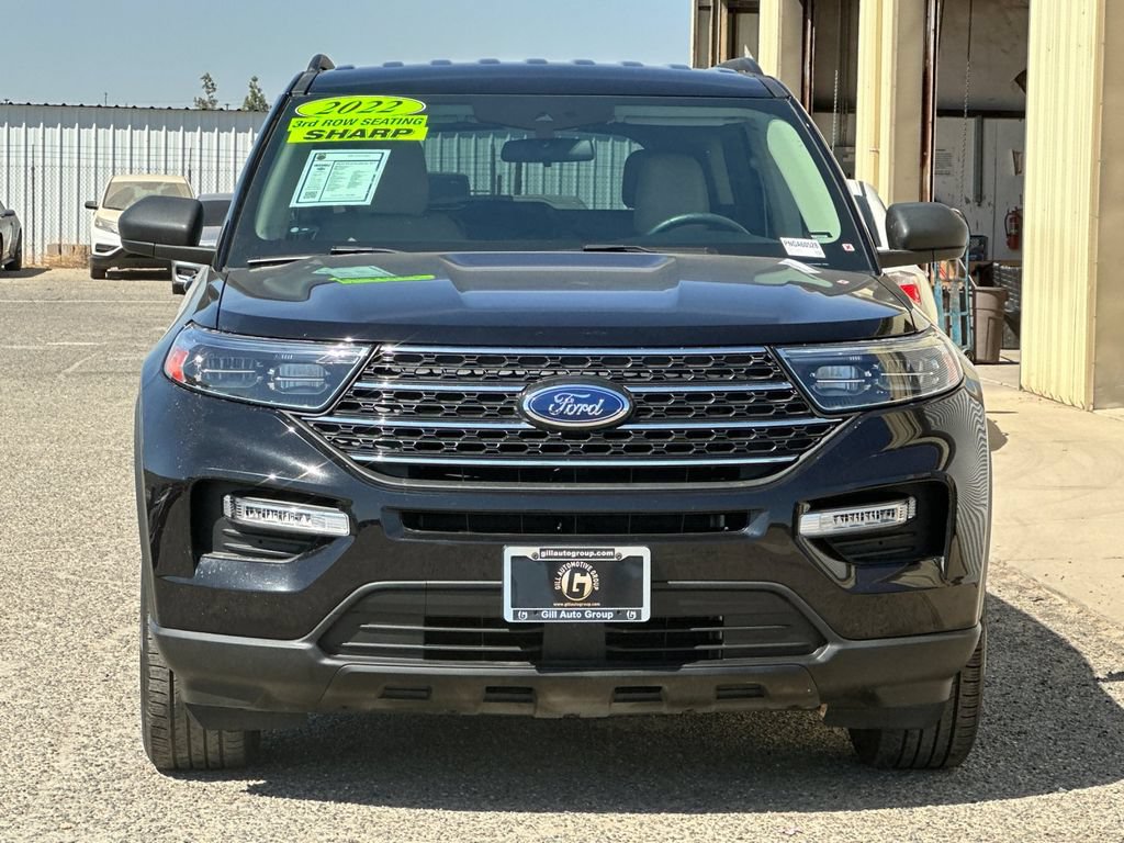 Used 2022 Ford Explorer XLT w/ Equipment Group 202A AWD/4WD image 9