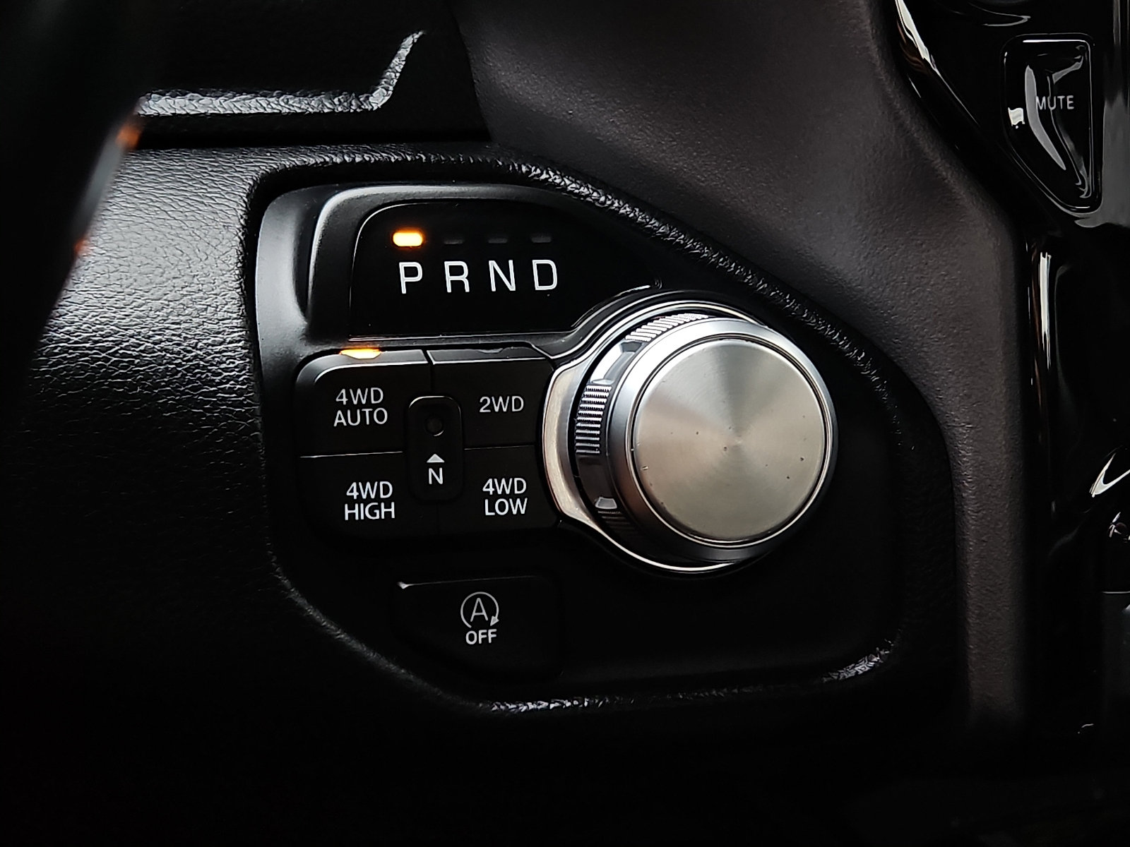 Used 2021 RAM 1500 Laramie AWD/4WD image 14