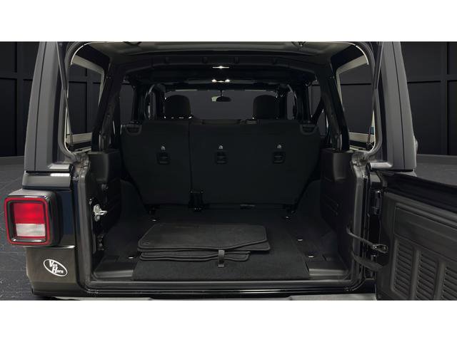 Used 2022 Jeep Wrangler Unlimited Sport AWD/4WD image 26
