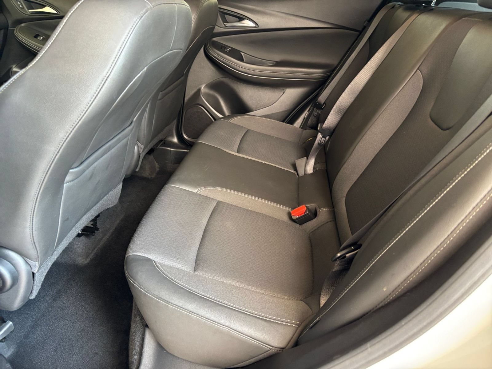 Used 2025 Buick Encore GX Preferred FWD image 25