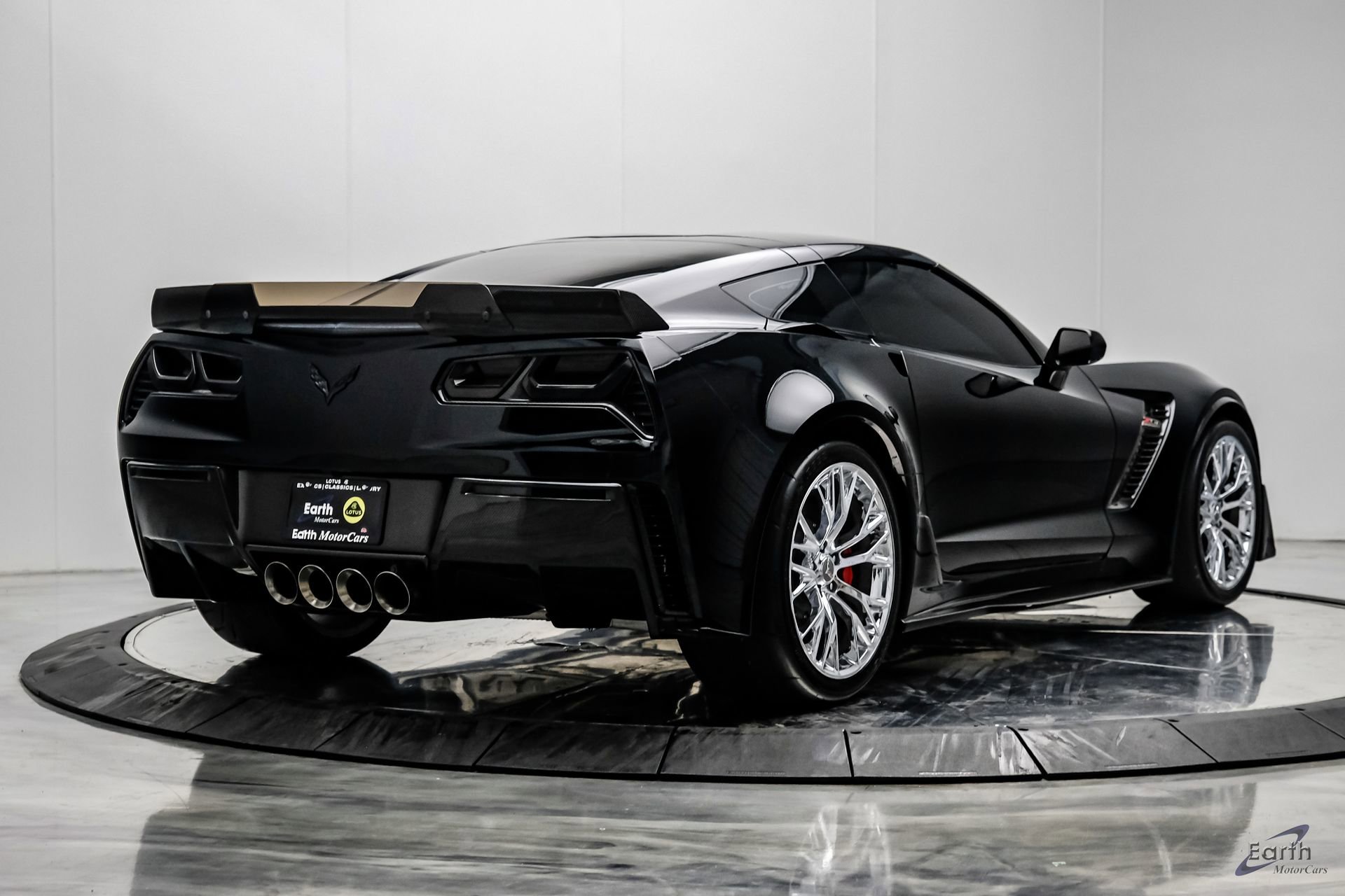 Used 2015 Chevrolet Corvette Z06 w/ 3LZ Preferred Equipment Group image 21