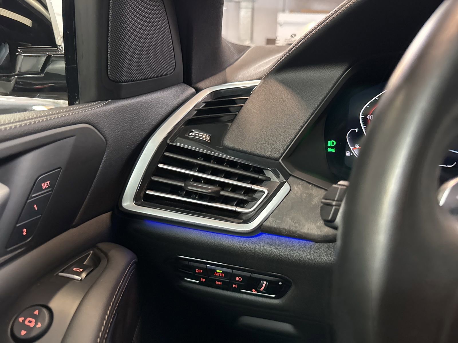 Used 2023 BMW X5 sDrive40i w/ Parking Assistance Package image 38