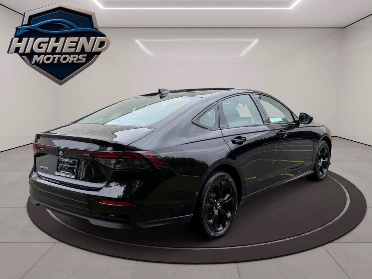 Used 2025 Honda Accord SE image 6