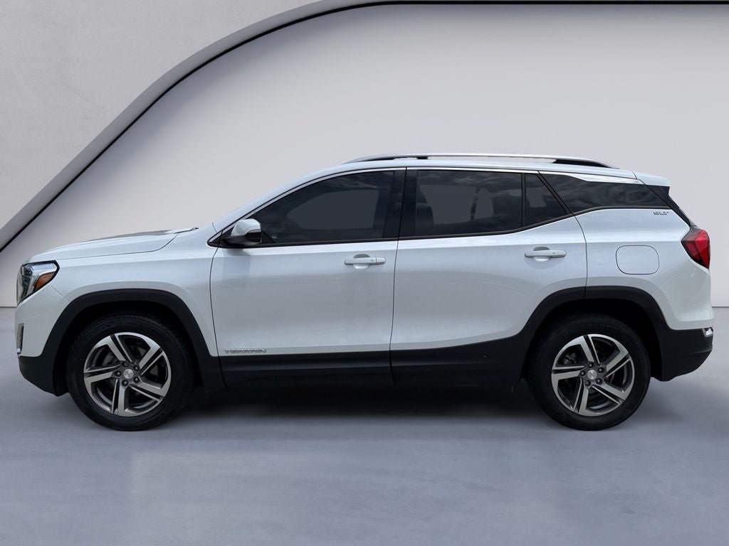 Used 2020 GMC Terrain SLT w/ Preferred Package AWD/4WD image 2