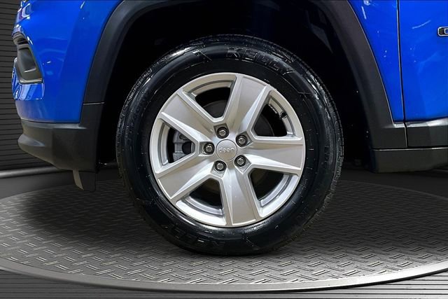 Used 2022 Jeep Compass Latitude AWD/4WD image 31