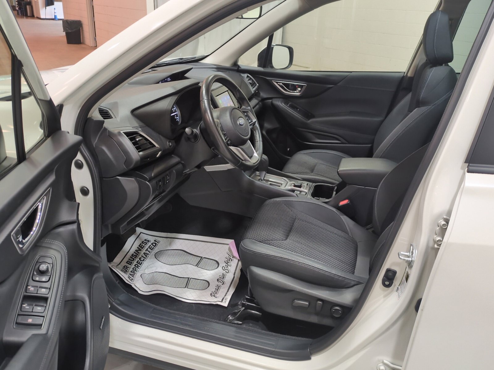 Certified 2023 Subaru Forester Premium AWD/4WD image 15