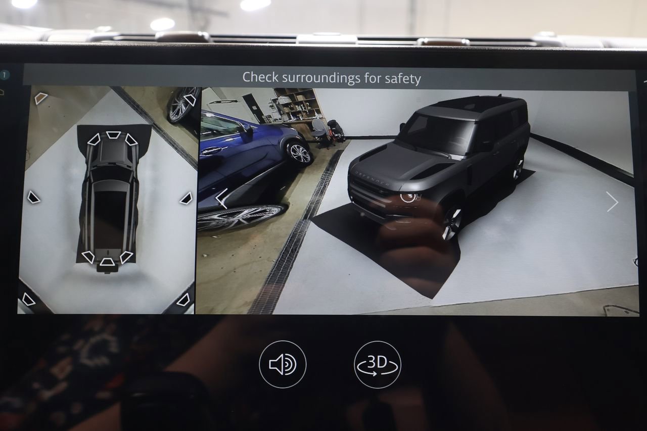 Used 2023 Land Rover Defender 130 X image 14